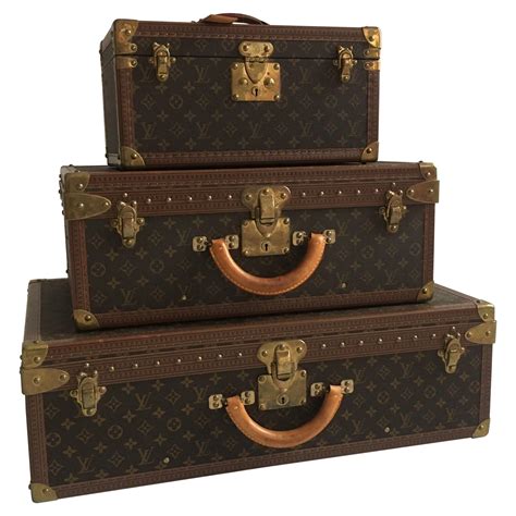 louis vuitton petite trunk